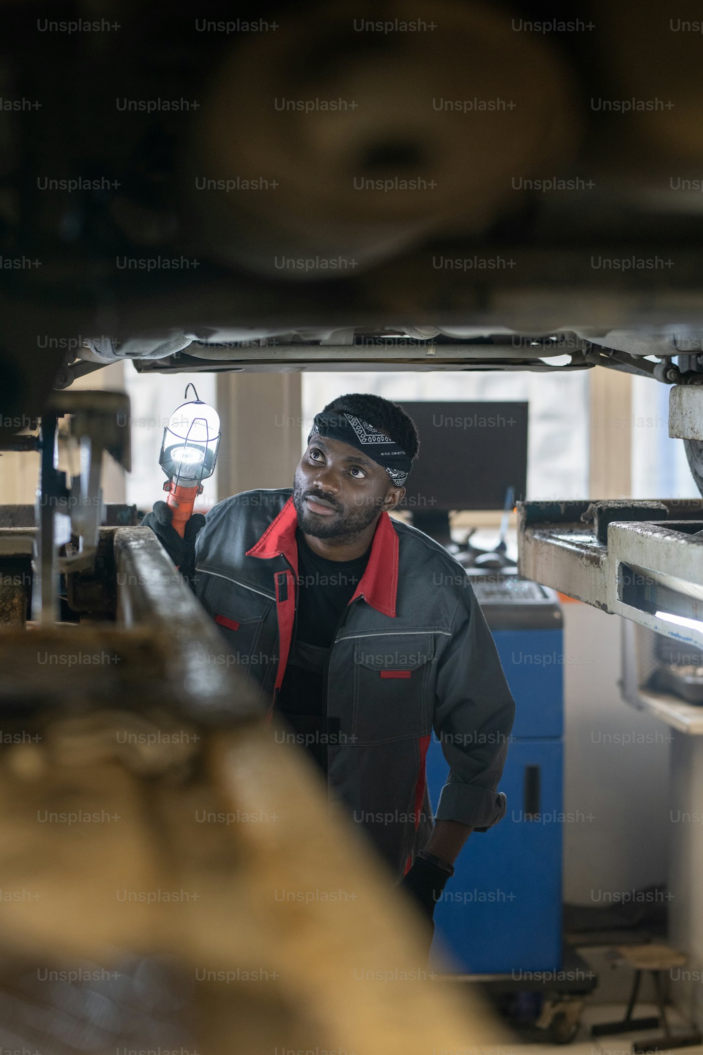 Darnell, auto shop owner